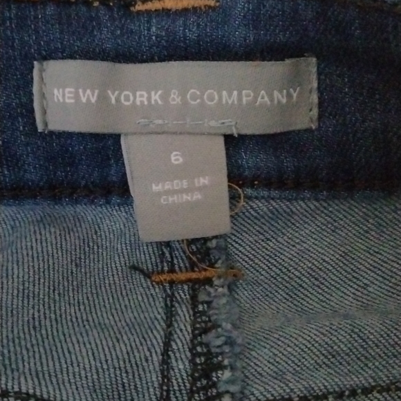 New York & Co. Women Jeans - Picture 5 of 5